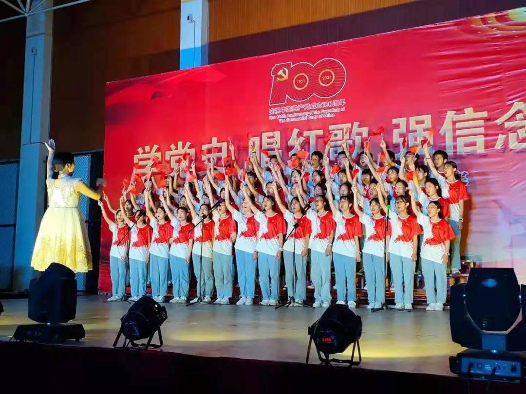 解答疑惑,畅所欲言,走近为什么不合群?